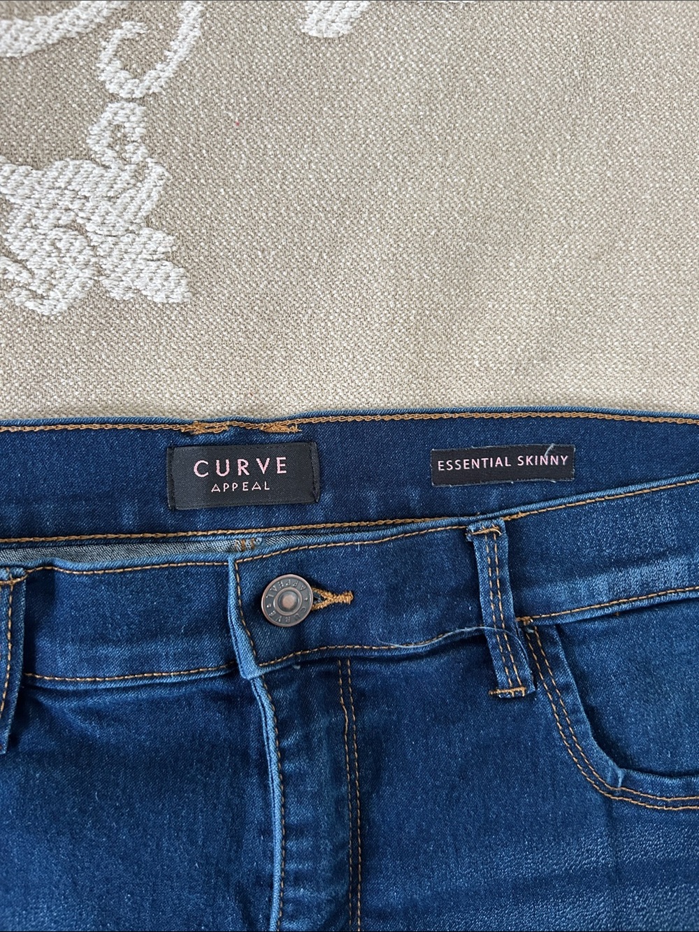 Essential Skinny Jeans - Dark Blue